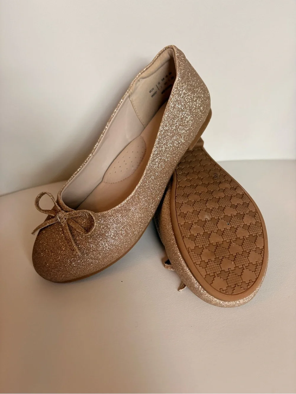 Dream Pairs Girls Glitter Ballet Flats - Gold